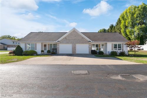 1153 Tessa Trl, Hartville, OH, 44632-8309 | Card Image