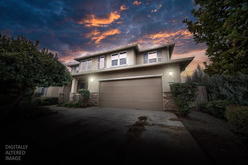 824 River Pointe Cir, Oakdale, CA, 95361-2541 | Card Image