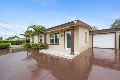 11210 Sw 47th Ter, Miami, FL, 33165-5552 | Card Image