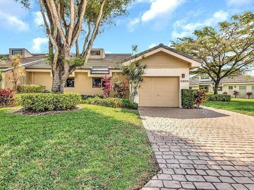6824 Parisian Way, Lake Worth, FL, 33467-5727 | Card Image