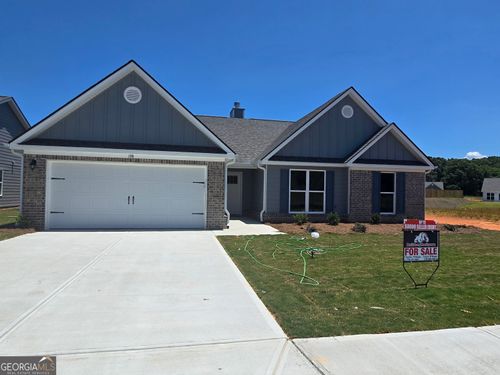 64-198 Champions Ln, Winder, GA, 30680-7335 | Card Image
