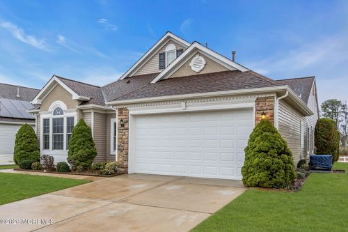46 Pancoast Rd, Waretown, NJ, 08758-2655 | Card Image