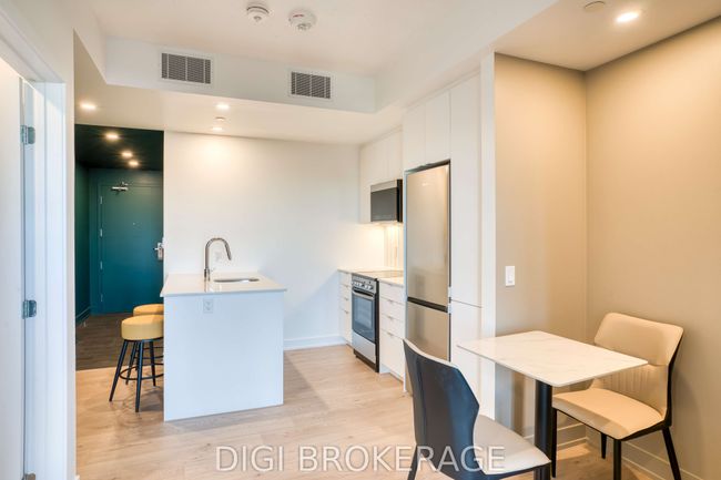 323 - 1250 Cummings Ave, Condo with 1 bedrooms, 1 bathrooms and null parking in Gloucester ON | Image 6