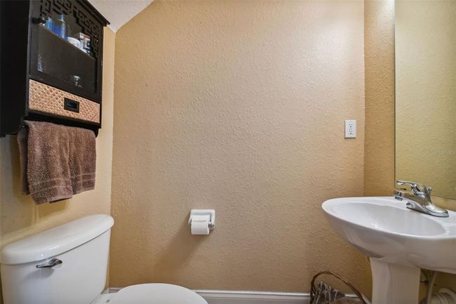 1/2 Bathroom Downstairs | Image 26