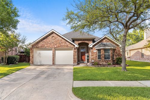 6725 Woodcrest Ln, Sachse, TX, 75048-3588 | Card Image