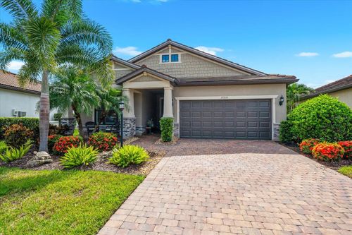 17210 Seaford Way, Lakewood Ranch, FL, 34202-9207 | Card Image