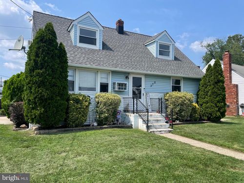 370 Union Ave, BELLMAWR, NJ, 08031-1658 | Card Image