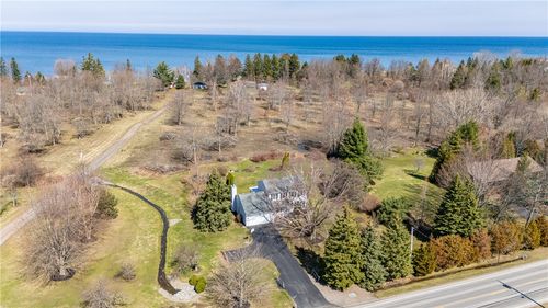 4637 Lake Rd, Williamson, NY, 14589-9602 | Card Image