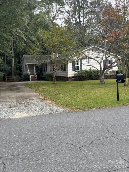 17-10624 Knox Ave, Matthews, NC, 28105-7164 | Card Image