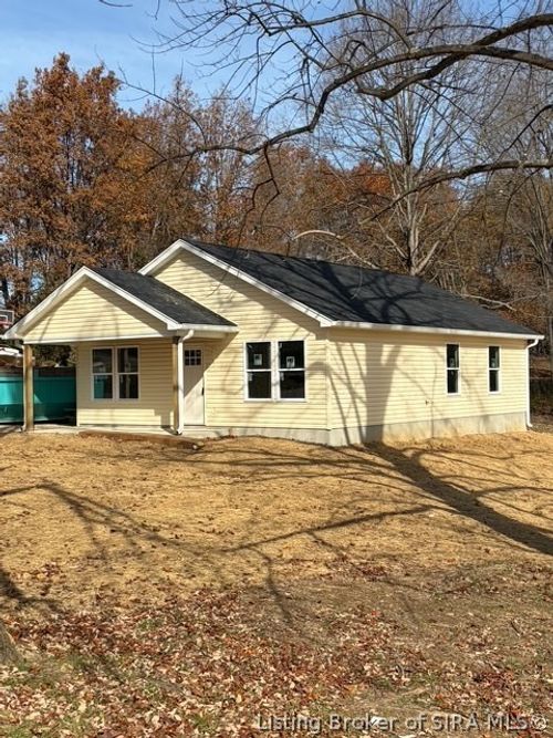 2951 Wentworth Pl, North Vernon, IN, 47265-8635 | Card Image