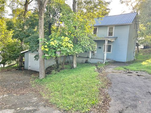 100 Fulton St, N Franklin Twp, PA, 15301 | Card Image