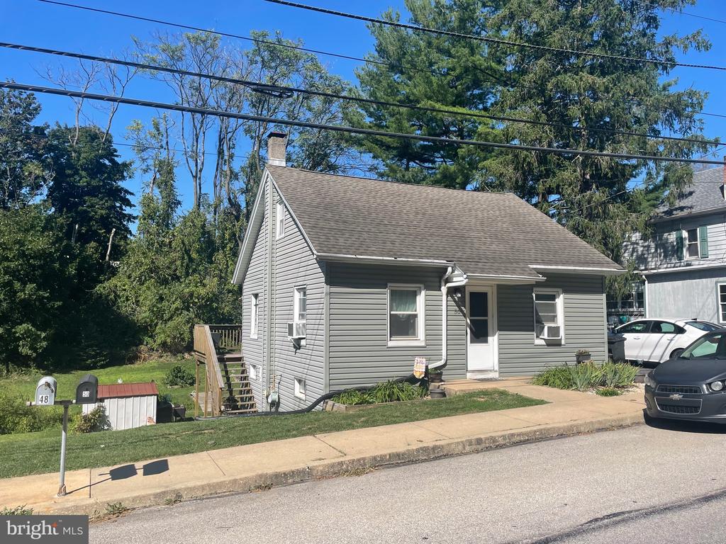 Penn St, Windsor, PA 17366
