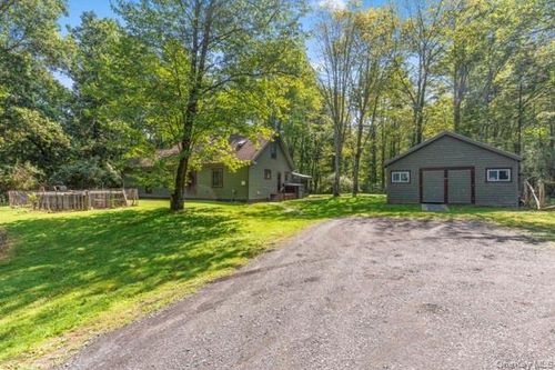 131 Mossybrook Rd, High Falls, NY, 12440-5007 | Card Image