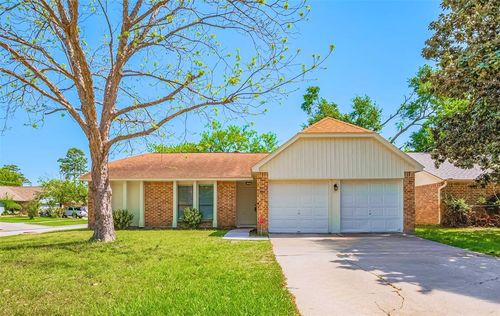 24226 Spring Towne Dr, Spring, TX, 77373-9034 | Card Image