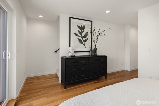 B - 2419 Nw 57 Th St, Townhouse with 3 bedrooms, 2 bathrooms and null parking in Seattle WA | Image 15