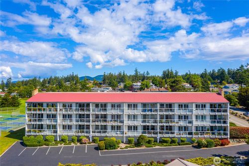 206-1800 Skyline Way, Anacortes, WA, 98221-2981 | Card Image