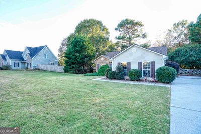 969 Navaho Trail, House other with 3 bedrooms, 2 bathrooms and null parking in Monroe GA | Image 2