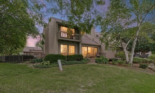 0-2320 Briar Hill Dr, Champaign, IL, 61822-6141 | Card Image