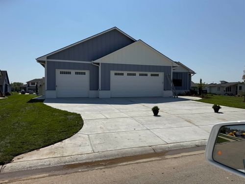 276 S Wellcrest Ct, Goddard, KS, 67052-2500 | Card Image