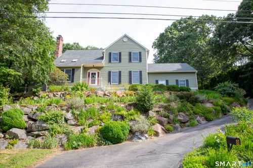 8 Holly St, Pawcatuck, CT, 06379-2210 | Card Image