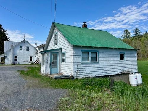 630 Vt Rte 14, Bethel, VT, 05032-9655 | Card Image