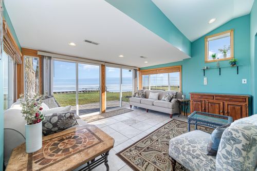 5547 Circle Dr, Standish, MI, 48658-9768 | Card Image