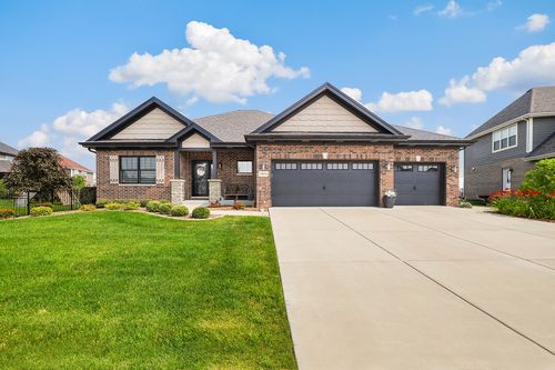 1915 Santo Dr, New Lenox, IL, 60451-4128 | Card Image