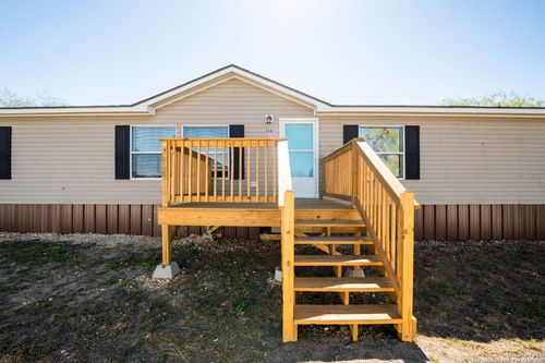 1320 Ruhmann St, Kenedy, TX, 78119-3726 | Card Image