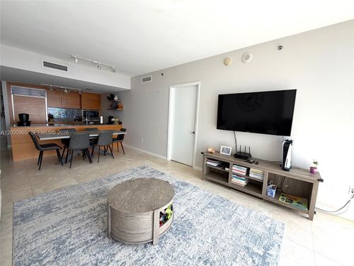 2707-475 Brickell Ave, Miami, FL, 33131-2498 | Card Image