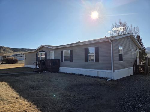 307 Hays Ln, Dubois, WY, 82513-5041 | Card Image