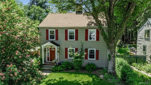139 Buffalo Rd, East Aurora, NY, 14052-1626 | Card Image