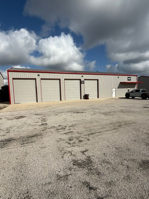 2-13673 Fitzhugh Rd, Austin, TX, 78736-6401 | Card Image