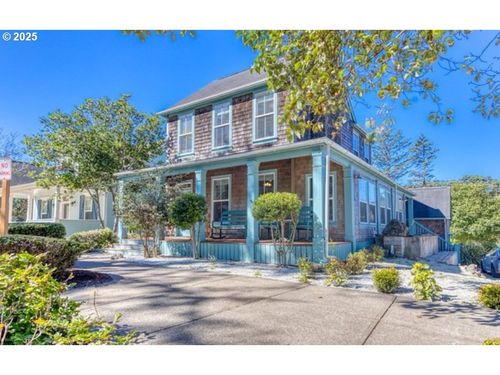 2685 Sw Beach Ave, Lincoln City, OR, 97367-2040 | Card Image
