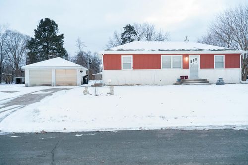 826 Elm St, Anoka, MN, 55303-2822 | Card Image