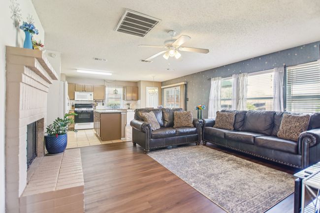 5229 Cedar View Ct, House other with 4 bedrooms, 3 bathrooms and null parking in Watauga TX | Image 7