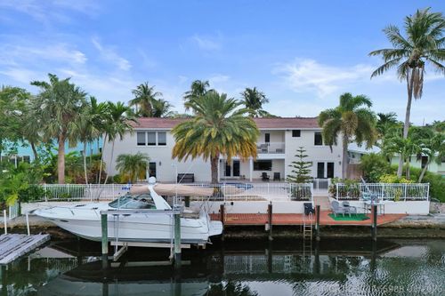 4011 Ne 26th Ave, Lighthouse Point, FL, 33064-8045 | Card Image