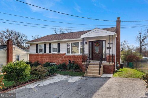 9207 4th St, LANHAM, MD, 20706-2734 | Card Image