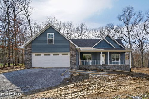 4021 Squavto Ln, Crossville, TN, 38572-2907 | Card Image