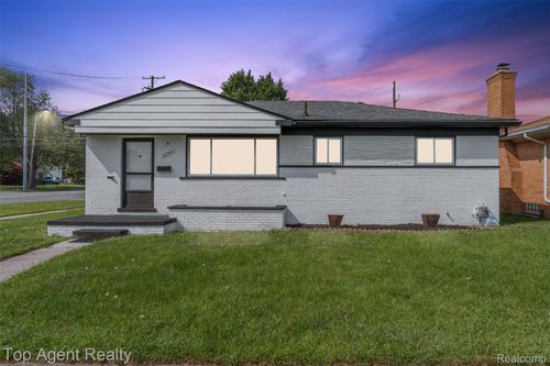 25782 Dover, Redford, MI, 48239-1718 | Card Image