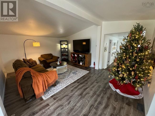 1379 Salmon River Rd, House other with 3 bedrooms, 2 bathrooms and null parking in L'ardoise NS | Image 4