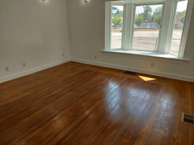 27 Rose St Sw, Home with 0 bedrooms, 0 bathrooms and 8 parking in Grand Rapids MI | Image 6