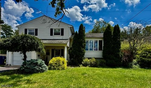 102 Georgia St, Clark, NJ, 07066-1128 | Card Image