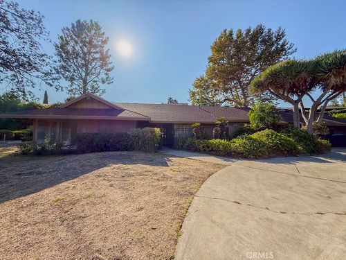 2202 Pavillion Dr, Santa Ana, CA, 92705-3341 | Card Image
