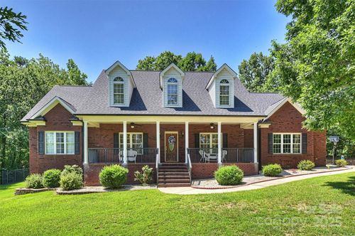 6309 Chamar Cir, Kannapolis, NC, 28081-7725 | Card Image