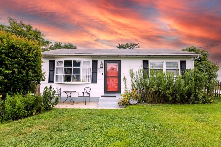 Atlantic Ave, Cape May, NJ 08204