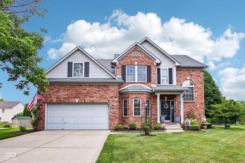 8344 Hunters Meadow Ct, Indianapolis, IN, 46259-6729 | Card Image
