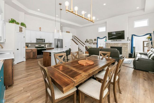 Dining Area | Image 9