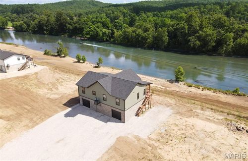 275 Riverside Drive, Van Buren, MO, 63965 | Card Image