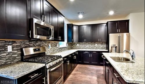712 Parkview Ln, Rockaway, NJ, 07866-2070 | Card Image