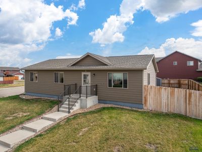 630 Northern Lights Blvd, House other with 3 bedrooms, 2 bathrooms and null parking in Box Elder SD | Image 2